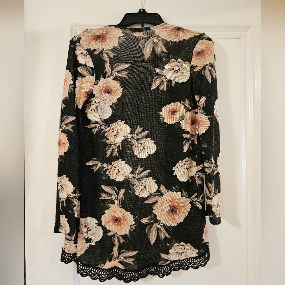 Black Floral Cardigan, XS - Picture 5 of 6